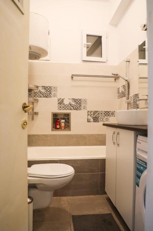 Ultracentral Cozy Apartment Near Old Town Bucharest Exterior photo